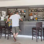 Pierre & Les Rives De Cannes Tatil parkı