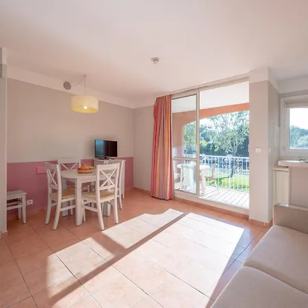 Ferienpark Pierre & Les Rives De Cannes