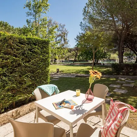 Pierre & Les Rives De Cannes Holiday park 3*