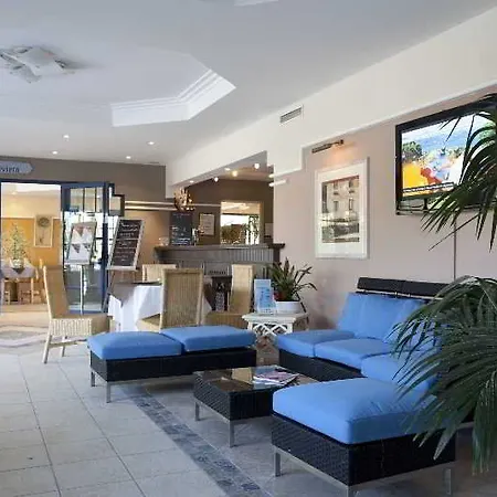 Pierre & Les Rives De Cannes Holiday park 3*